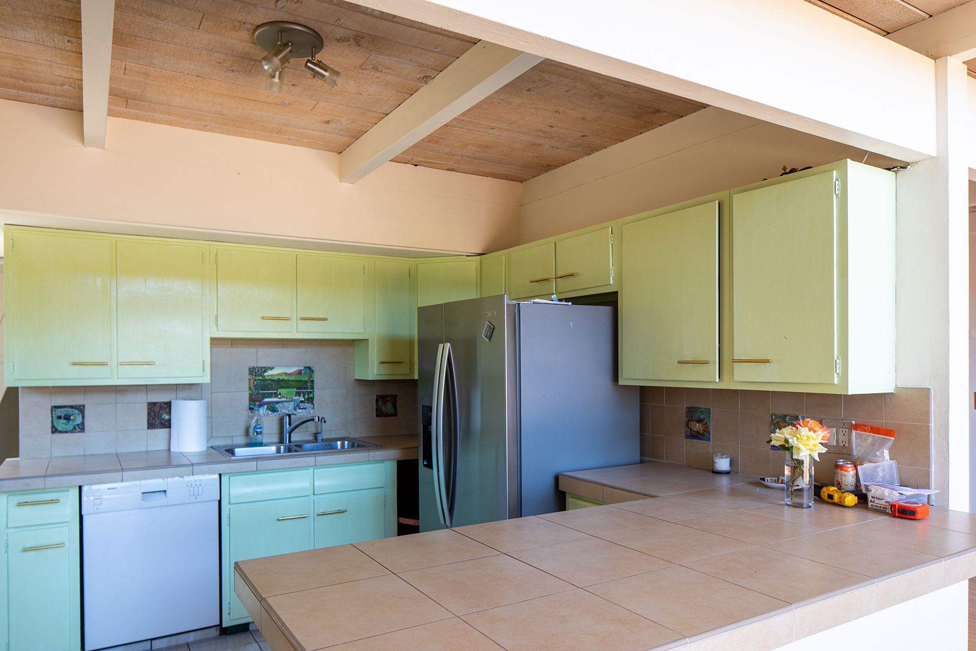 Kitchen 2 - Before